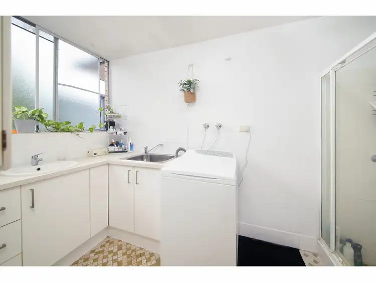 Fifth view of Homely unit listing, 3/15 Wambool Street, Bulimba QLD 4171