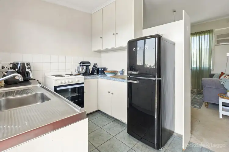 Fifth view of Homely flat listing, 8/5 Fraser Avenue, Edithvale VIC 3196
