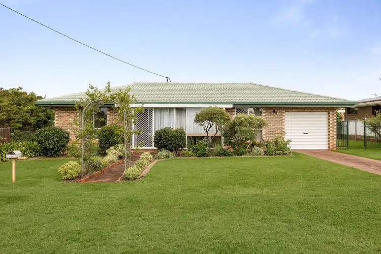 28 Jennifer Crescent, Darling Heights QLD 4350