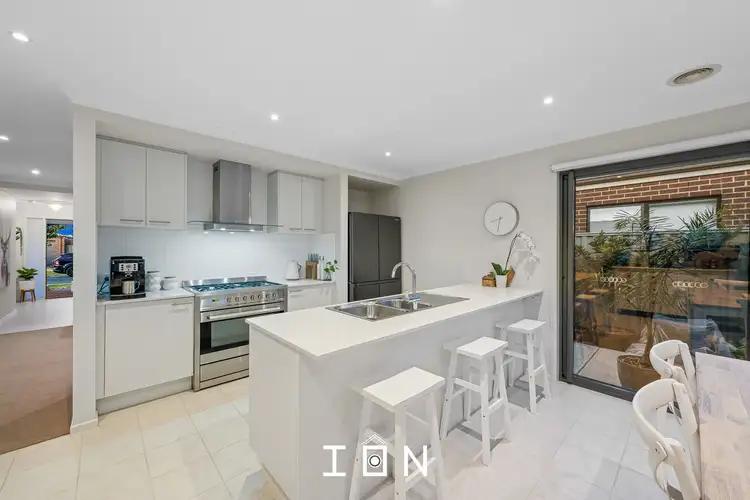 Fourth view of Homely house listing, 10 Stark Circuit, Cranbourne East VIC 3977