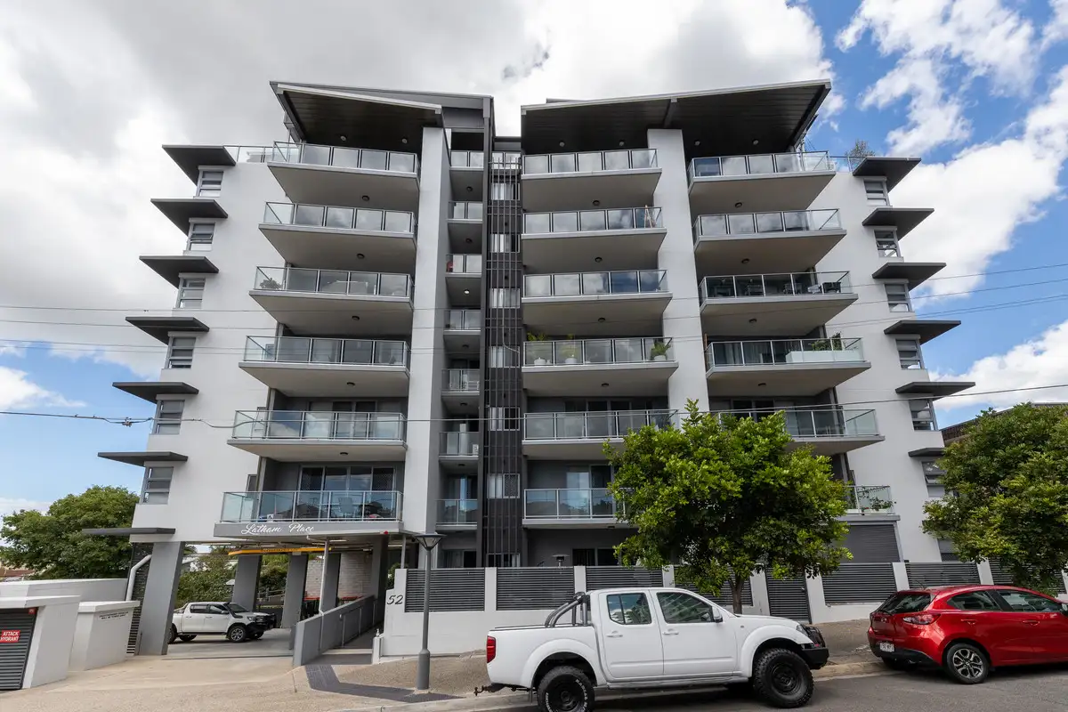 Main view of Homely unit listing, 19/52 Latham Street, Chermside QLD 4032