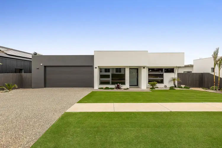 14 McGrory Drive, Kearneys Spring QLD 4350