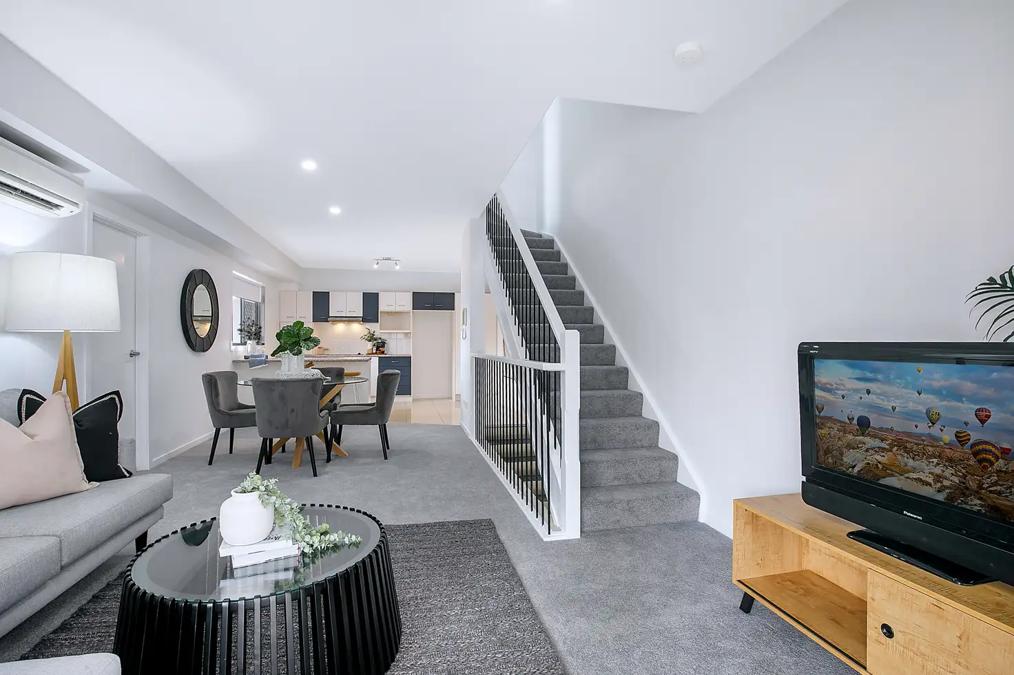 Main view of Homely townhouse listing, 2/32 Dickenson Street, Carina QLD 4152