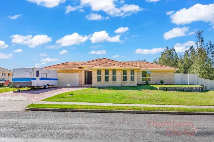 1 Devon Street, Greta NSW 2334
