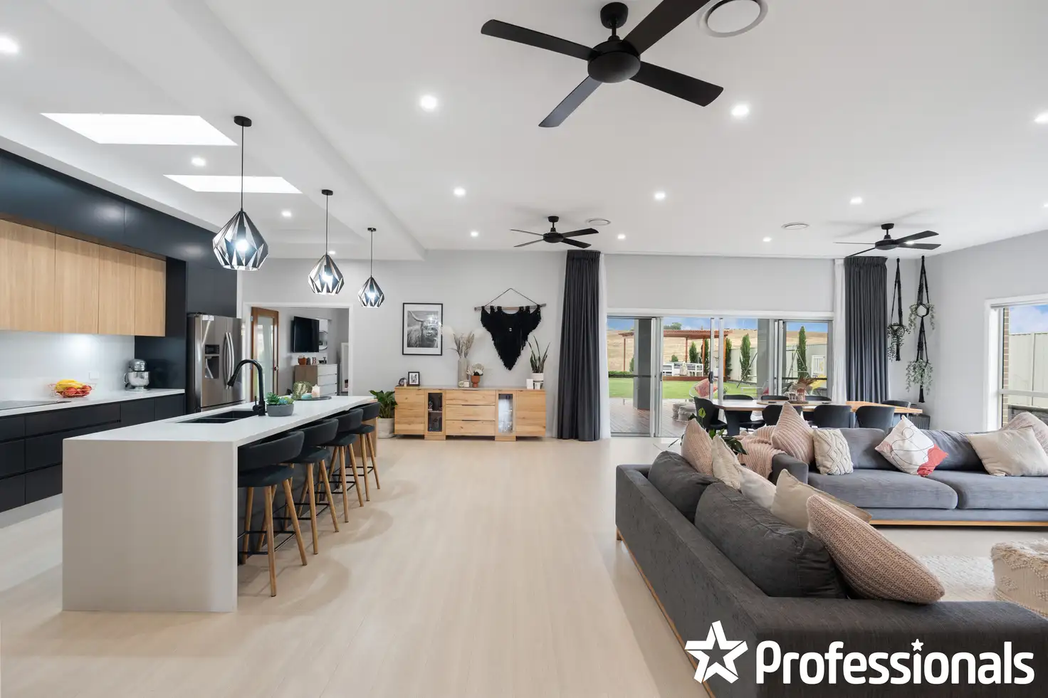 Main view of Homely house listing, 72 Emerald Drive, Kelso NSW 2795