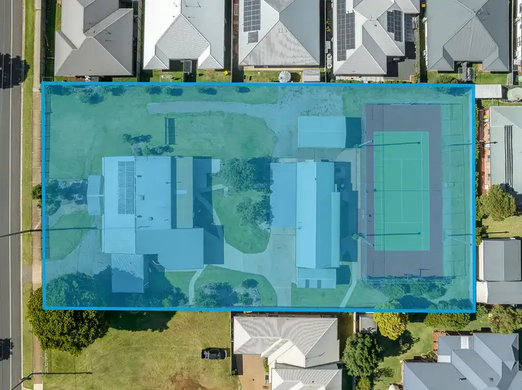 328 McDougall Street, Glenvale QLD 4350