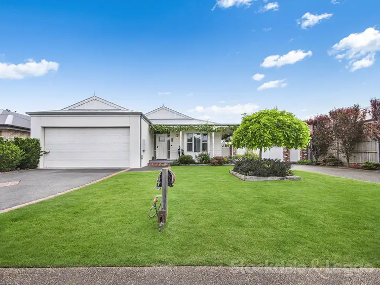 25 Bettina Street