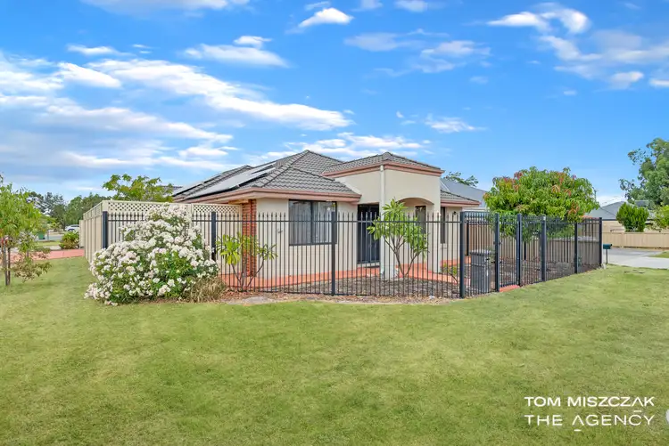 153 Hamilton Street, Queens Park WA 6107