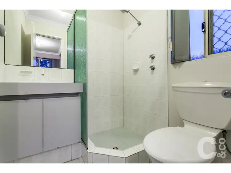 Sixth view of Homely house listing, 21 Werloo Court, Leda WA 6170