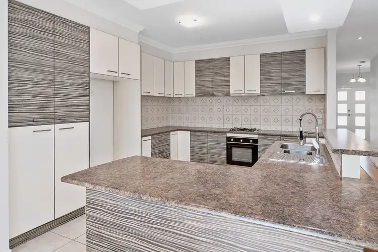 Third view of Homely house listing, 2 Friuli Place, Skye VIC 3977