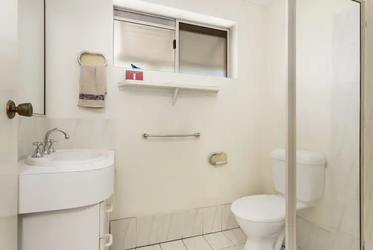 Seventh view of Homely apartment listing, 5/35 Devoy Street, Ashgrove QLD 4060