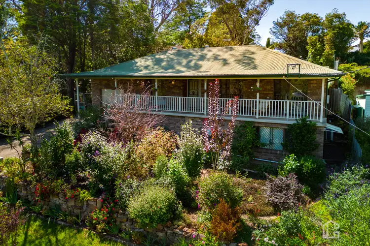 11 Meeks Crescent, Faulconbridge NSW 2776