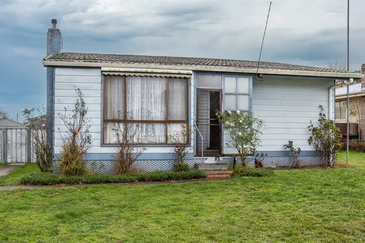 Main view of Homely house listing, 25 Kenna Avenue, Hamilton VIC 3300