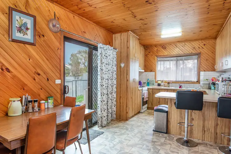 Third view of Homely house listing, 25 Kenna Avenue, Hamilton VIC 3300