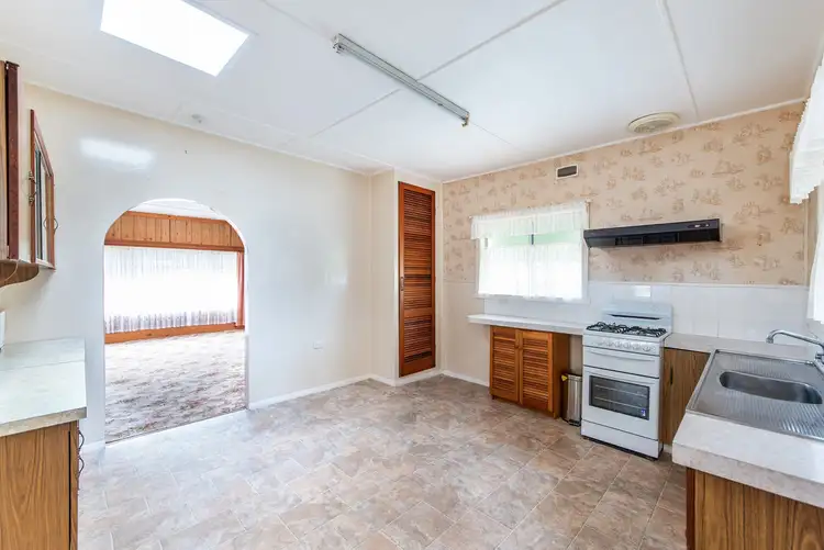 Third view of Homely house listing, 5 Leahy Street, Hamilton VIC 3300