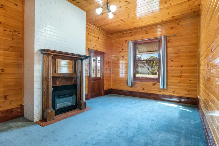 Third view of Homely house listing, 21 Scoresby Street, Hamilton VIC 3300