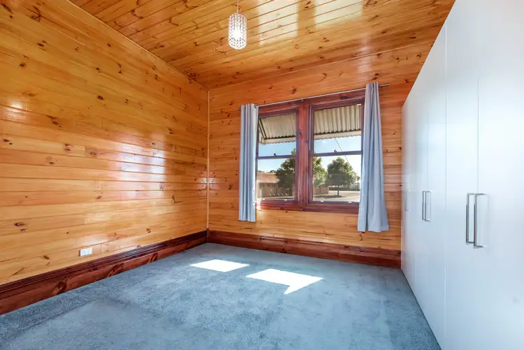 Fifth view of Homely house listing, 21 Scoresby Street, Hamilton VIC 3300