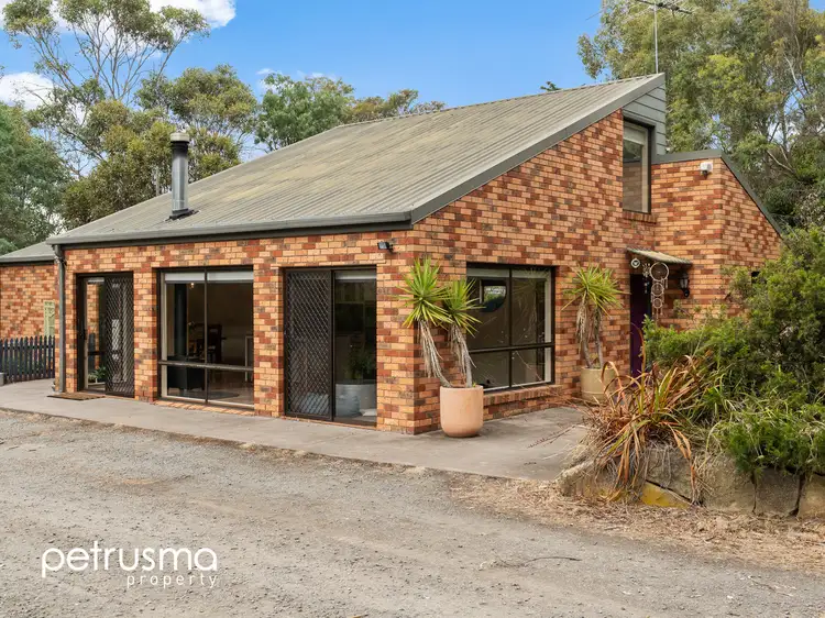 280 Flagstaff Gully Road, Lindisfarne TAS 7015