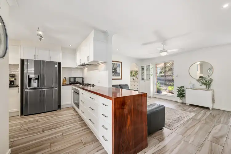 Sixth view of Homely semi-detached listing, 3A Blain Court, Leeming WA 6149