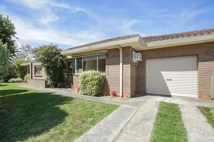 2 John Crescent, Colac VIC 3250