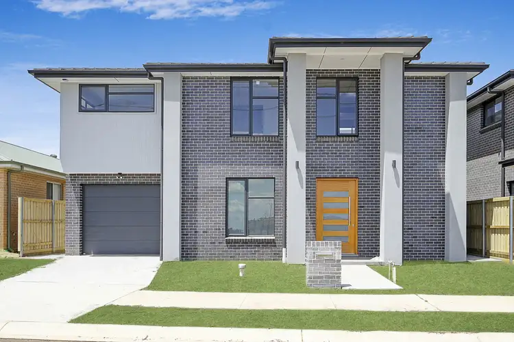 43 Swallow Loop, Oran Park NSW 2570