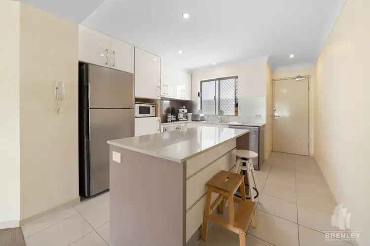 Fourth view of Homely apartment listing, 3/9 Victor Street, Holland Park QLD 4121