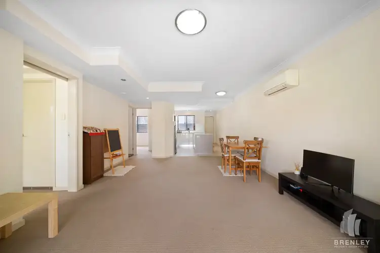 Sixth view of Homely apartment listing, 3/9 Victor Street, Holland Park QLD 4121