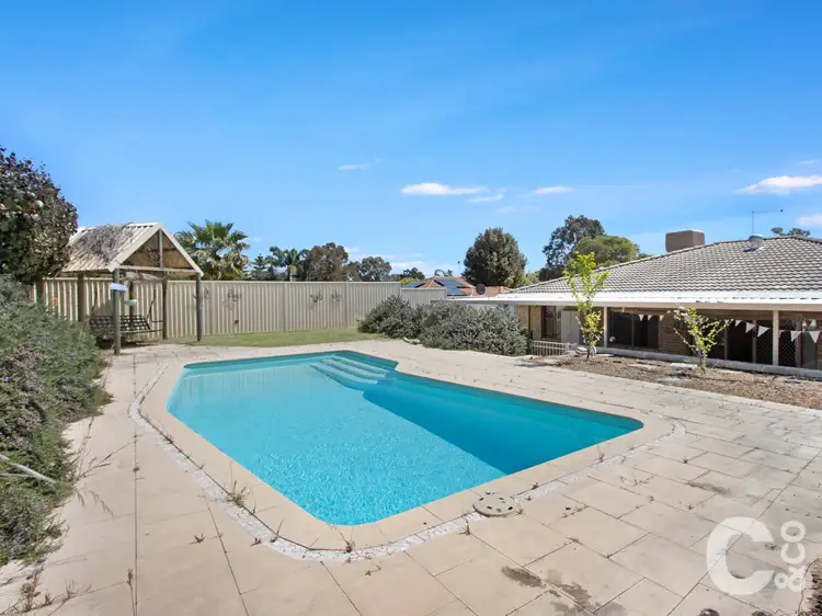 8 Taylor Close, Leda WA 6170