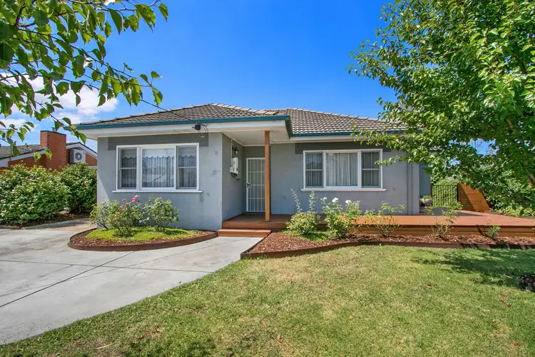 2 Howard Street, Sale VIC 3850