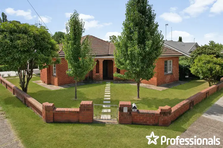267 Bentinck Street, Bathurst NSW 2795