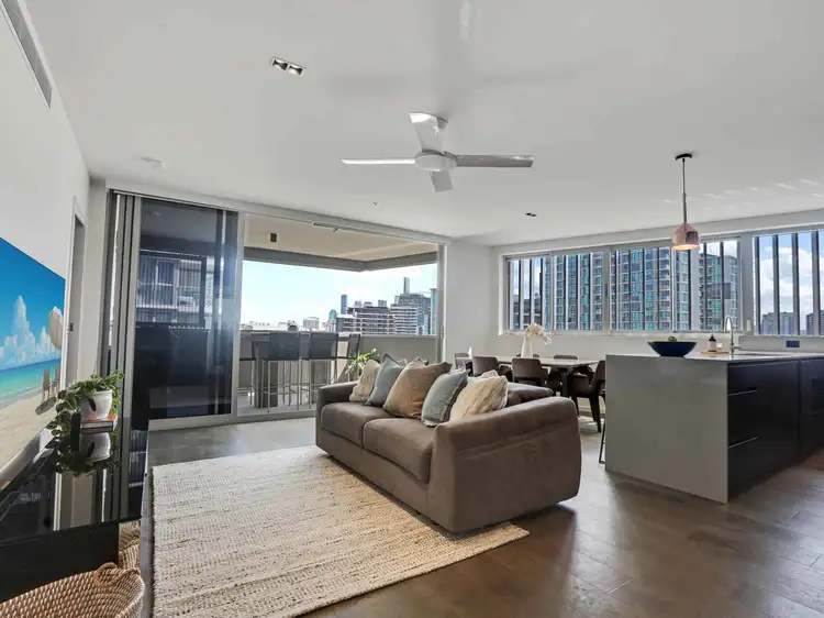 913/70 Longland Street, Newstead QLD 4006