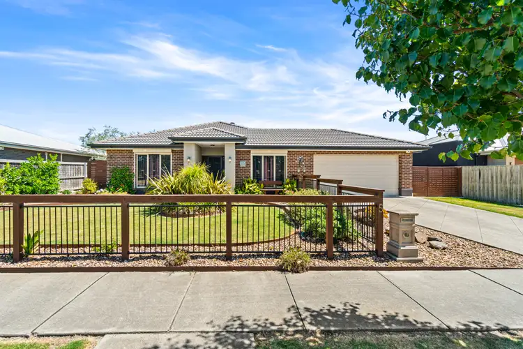Main view of Homely house listing, 5 Hammersmith Circuit, Traralgon VIC 3844
