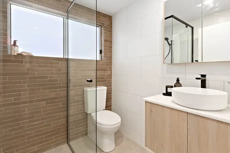 Fifth view of Homely unit listing, 1/3 Mosbri Crescent, The Hill NSW 2300