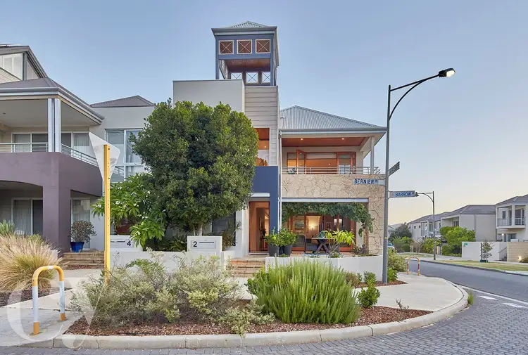 2 Bernier Rise, North Coogee WA 6163