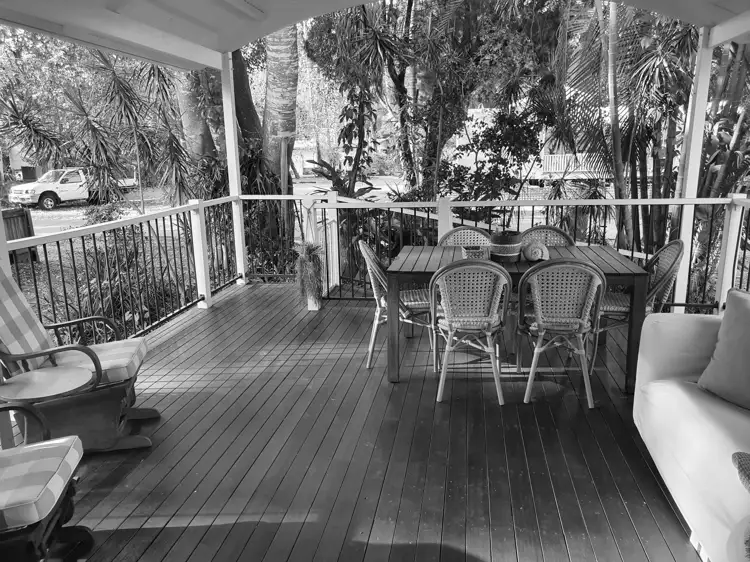 16 Ooyan Street, Coochiemudlo Island QLD 4184