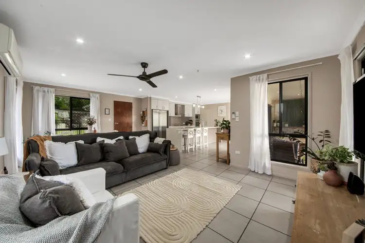 Fifth view of Homely house listing, 11a Buckingham Court, Telina QLD 4680