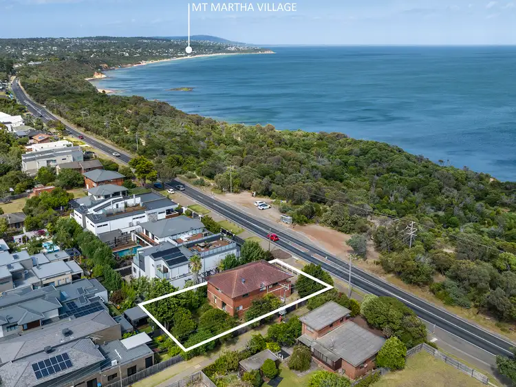 Main view of Homely house listing, 633 Esplanade, Mornington VIC 3931