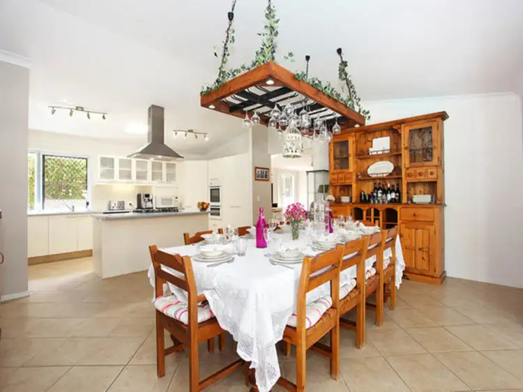 15 Lorne Court, Merrimac QLD 4226