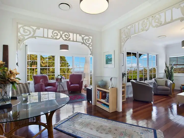 11 Cliff Way, Tamborine Mountain QLD 4272