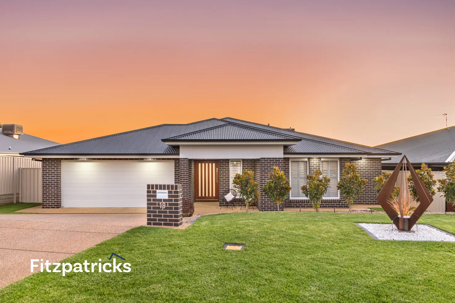 Main view of Homely house listing, 19 Kentucky Crescent, Gobbagombalin NSW 2650