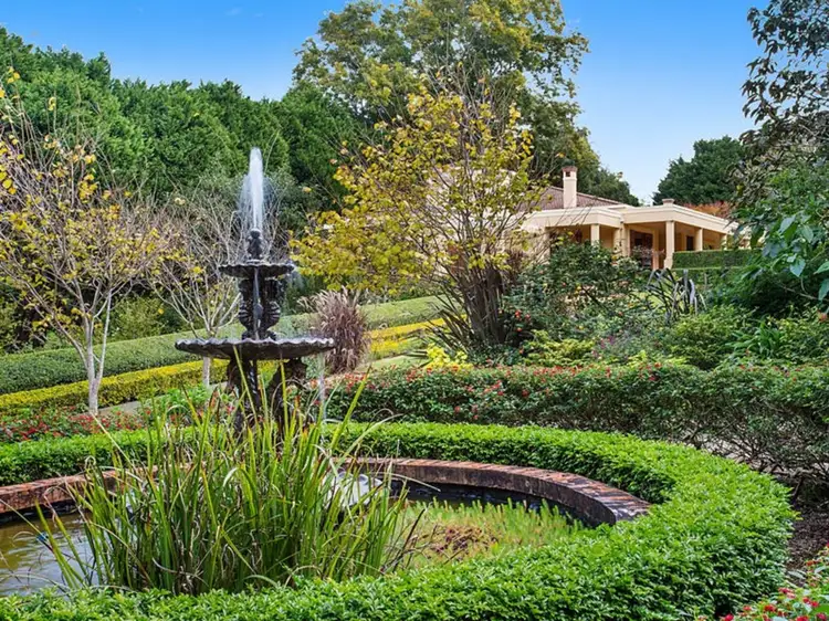 41 Wongawallan Road, Tamborine Mountain QLD 4272