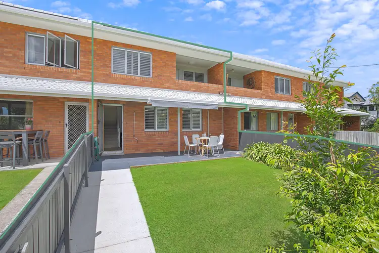 2/67 Carranya Street, Camp Hill QLD 4152
