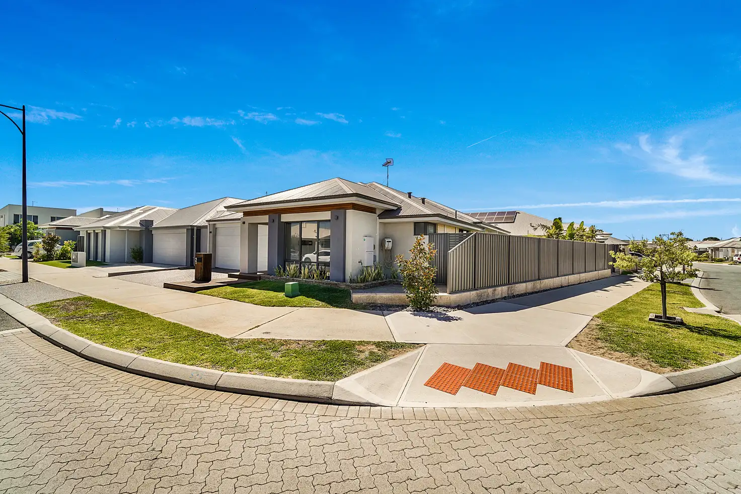 Main view of Homely house listing, 2 Peridot Street, Treeby WA 6164