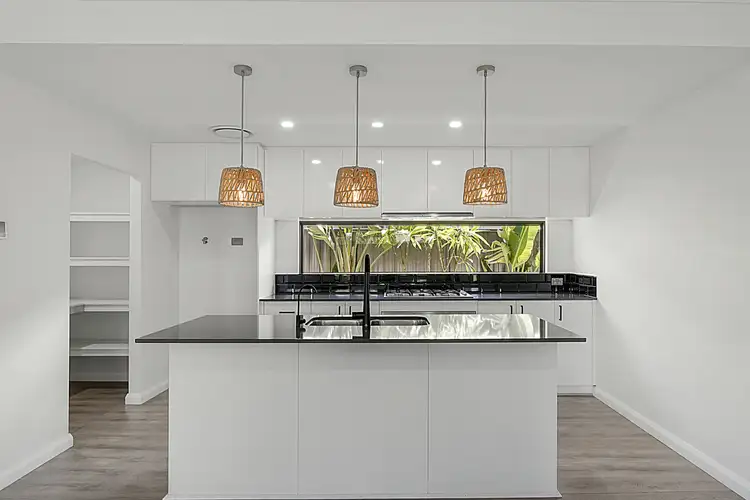 Sixth view of Homely house listing, 2 Peridot Street, Treeby WA 6164