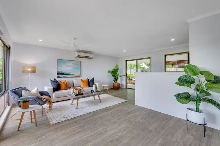 Fifth view of Homely house listing, 4 Aegean Close, Jamboree Heights QLD 4074