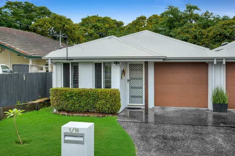 Third view of Homely semi-detached listing, 1/16 Coverack Street, Leichhardt QLD 4305