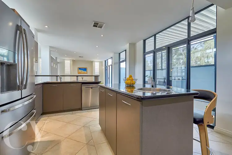 Sixth view of Homely house listing, 2/116 Matheson Road, Applecross WA 6153