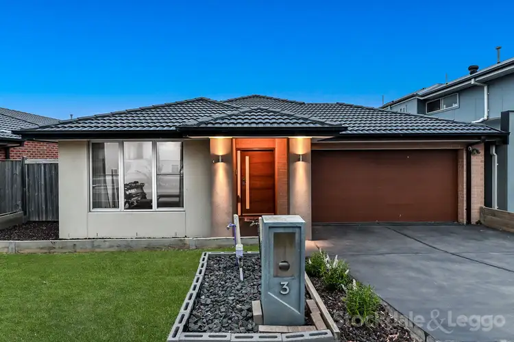 3 Fernlea Street, Clyde North VIC 3978