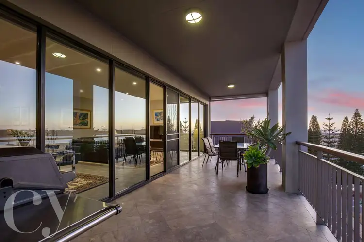 10/70 Elder Place, Fremantle WA 6160
