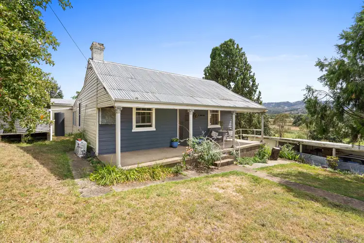 2 White Street, Blandford NSW 2338